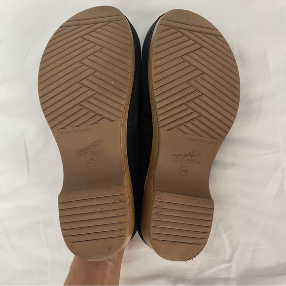 Ladies black Dansko Mary Jane clogs fits like 6.5/7 - Picture 5 of 5